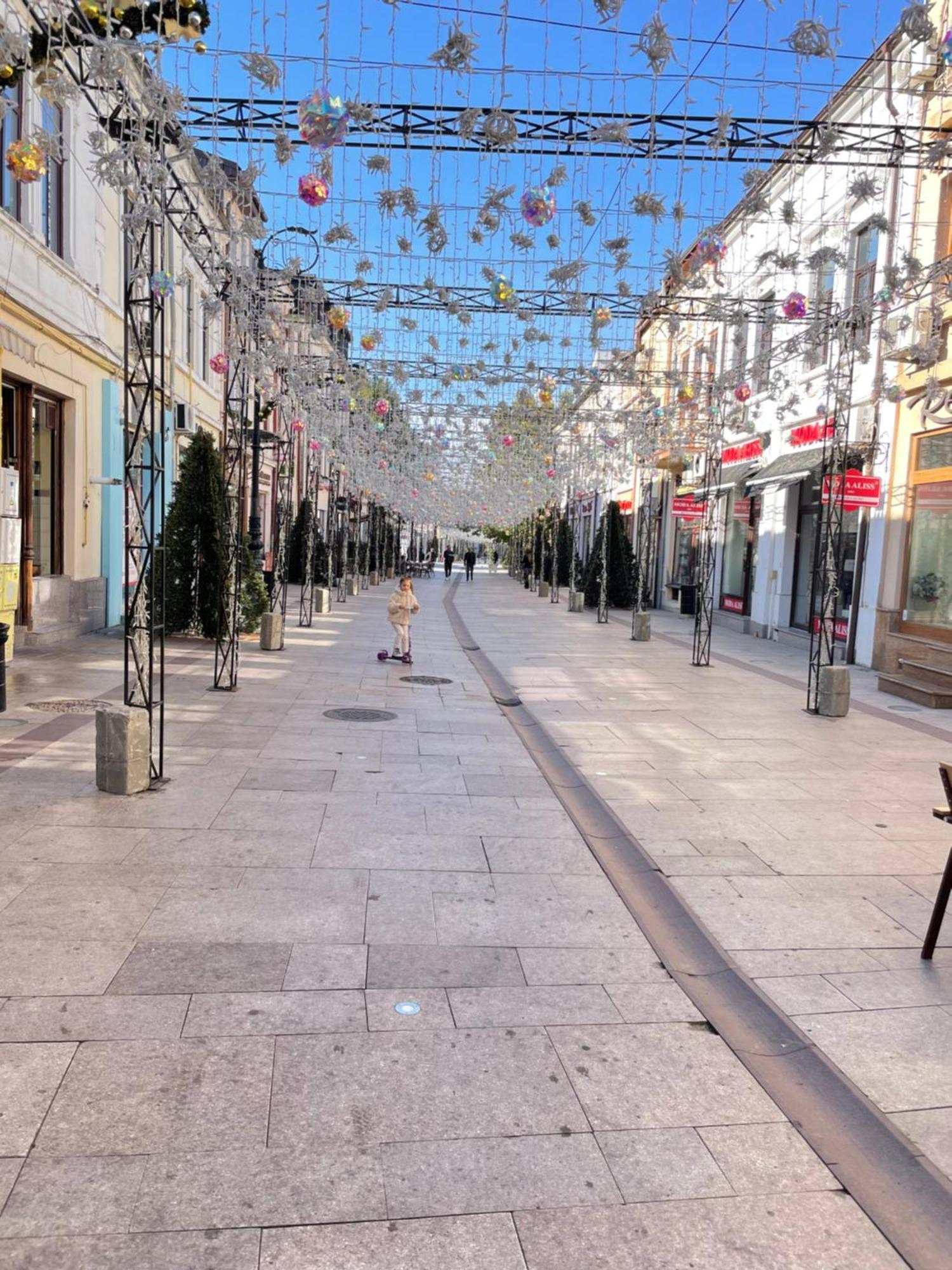 Downtown Apartment Craiova Ngoại thất bức ảnh